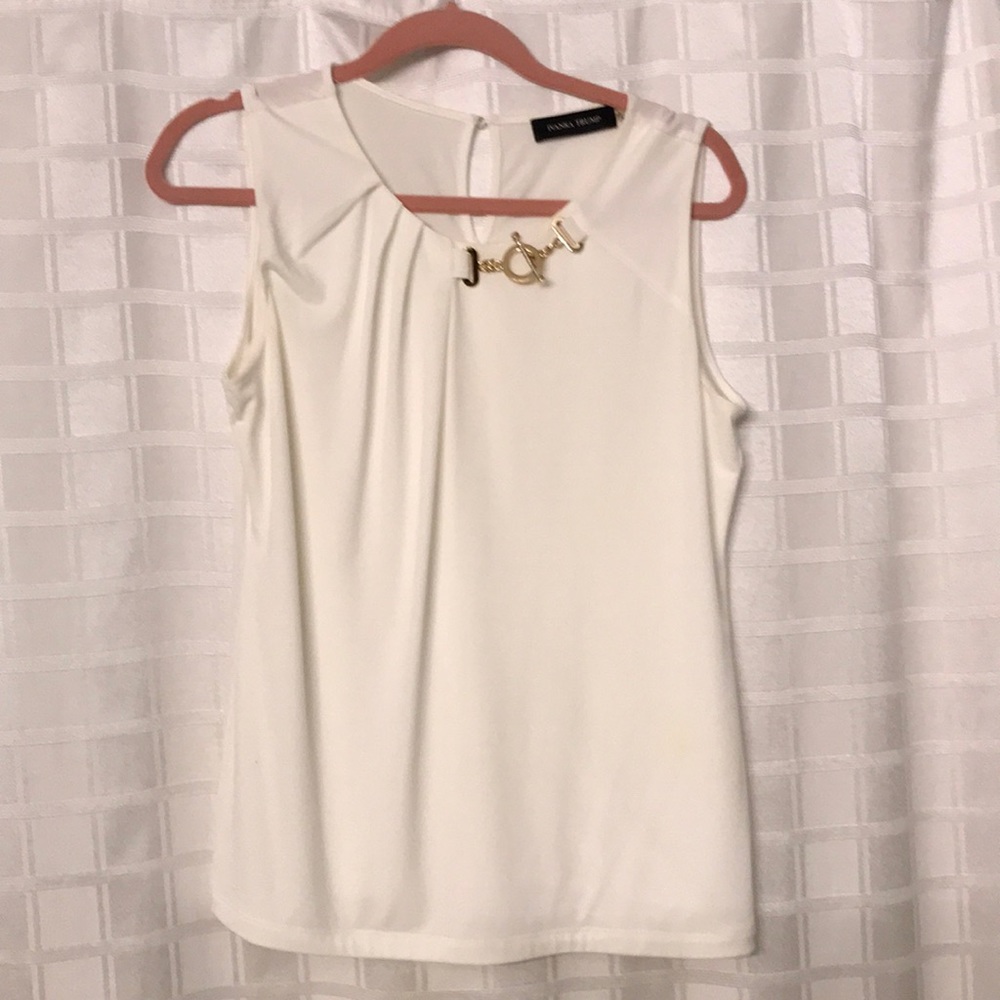 Ivanka Trump cream sleeveless top. (M)